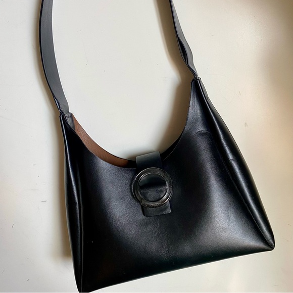 IMAGO-A No. 53 Plis Tote in Black Leather